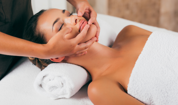 Masaje Facial Kobido